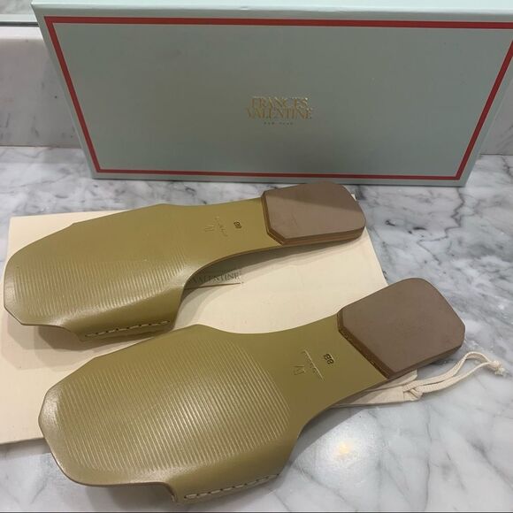 NEW✨ Frances Valentine Strappy Gold Slides Sandals - Picture 8 of 8